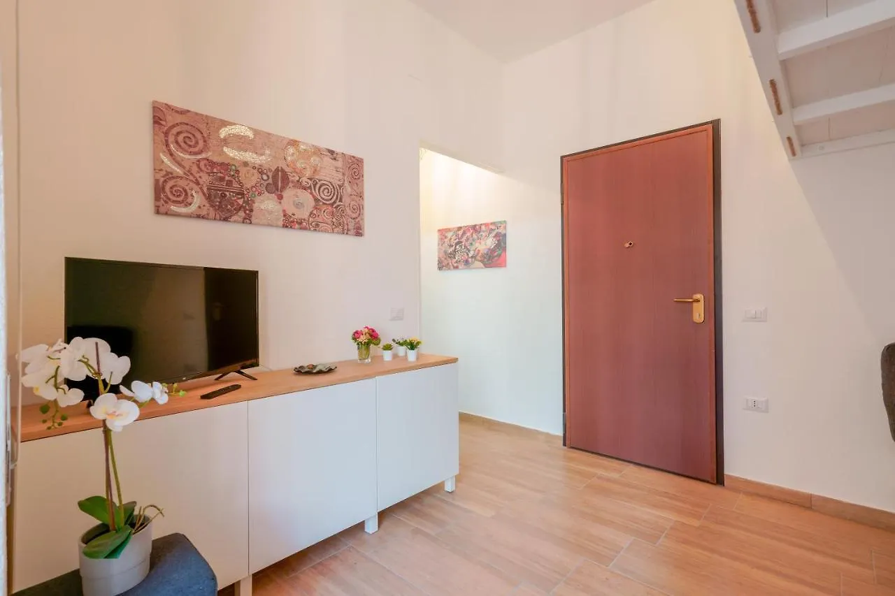 Apartamento Francina House Cagliari 0*,  Italia